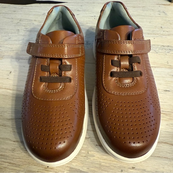 Johnston & Murphy Toddler Little Boys’ Leather Sneaker- sz 11 & 12 - NIB - Picture 2 of 10